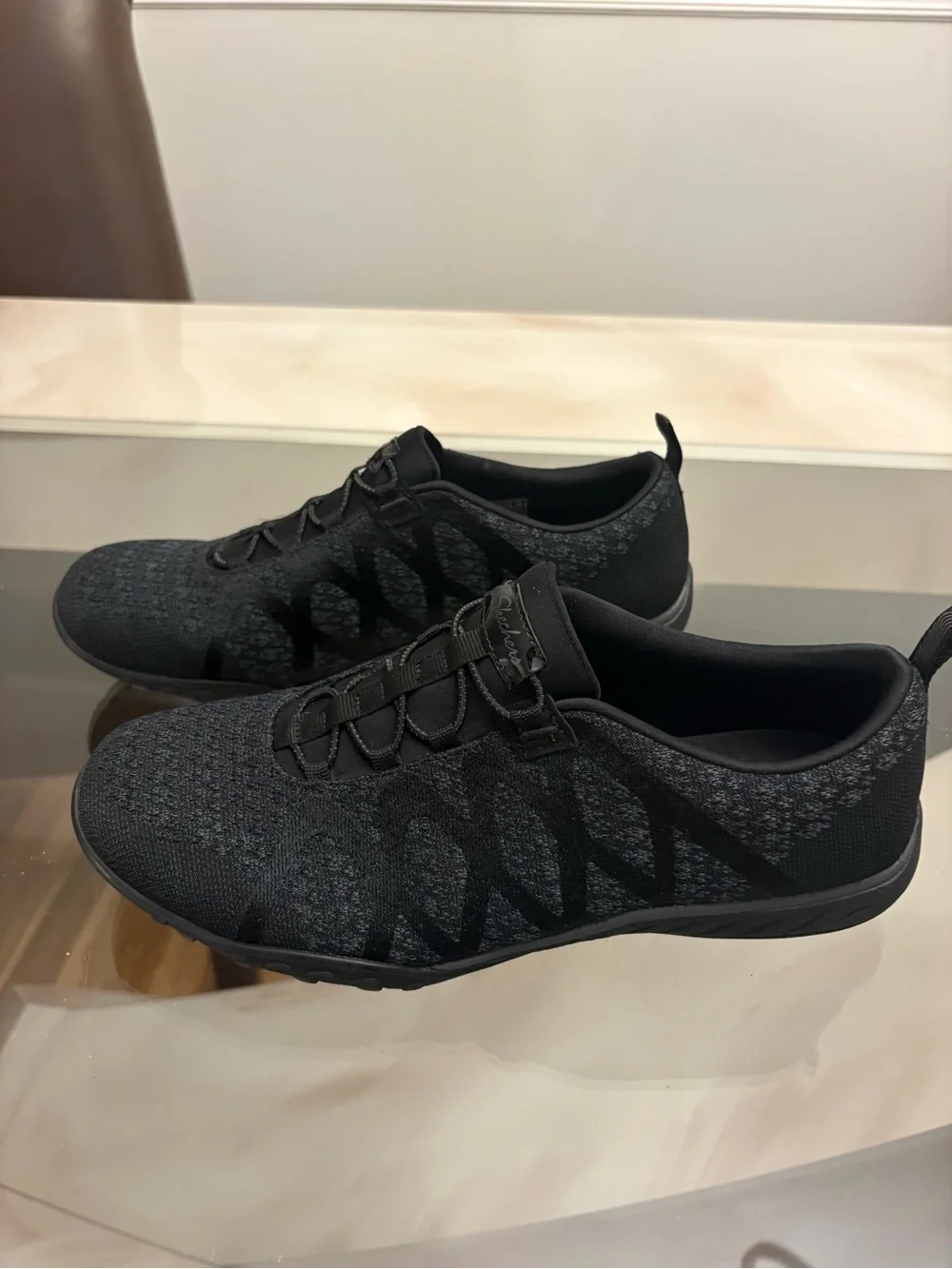 Skechers Air-Cooled Memory Foam Relaxed Fit Black Shoes Sneakers Size 8.5